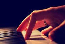 切沃主场击败那不勒斯，取得关键胜利